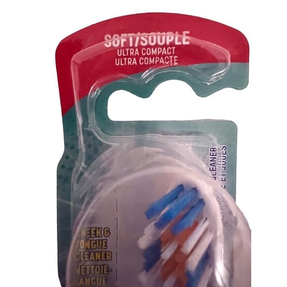 Lot of 4 Colgate 360 Whole Mouth Clean Soft Ultra Compact Adult Toothbrush New - Picture 3 of 4